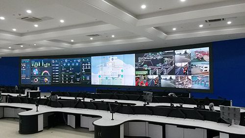 监控中心.jpg 监控中心.jpg